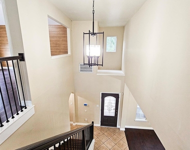 20810 Balmoral Glen Lane - Photo Thumbnail 21