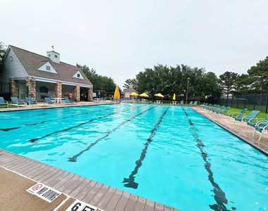 20810 Balmoral Glen Lane - Photo Thumbnail 34