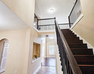 20810 Balmoral Glen Lane - Photo Thumbnail 18