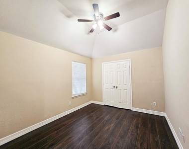 20810 Balmoral Glen Lane - Photo Thumbnail 27