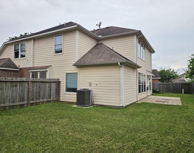 20810 Balmoral Glen Lane - Photo Thumbnail 32