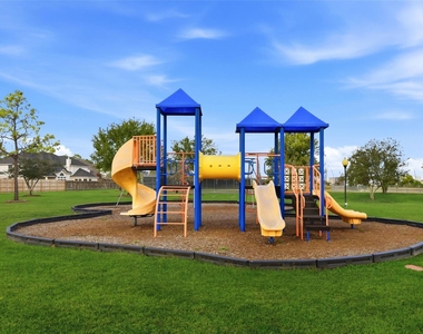 23207 Verita Court - Photo Thumbnail 39