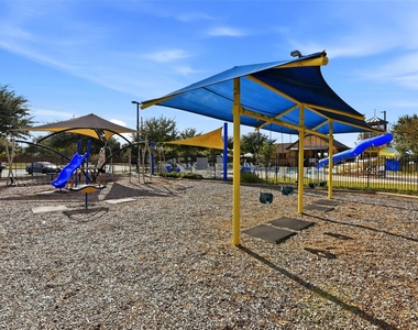23207 Verita Court - Photo Thumbnail 45