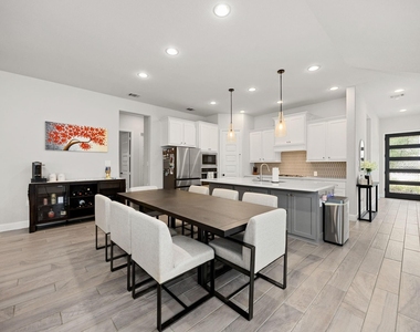 2122 Germander Lane - Photo Thumbnail 10