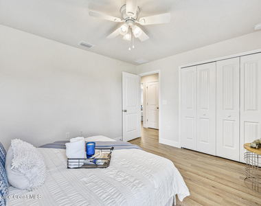 168 Hidden Woods Place - Photo Thumbnail 20