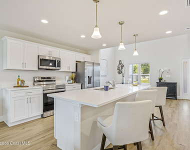 168 Hidden Woods Place - Photo Thumbnail 4