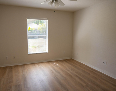 257 Harp Terrace - Photo Thumbnail 8