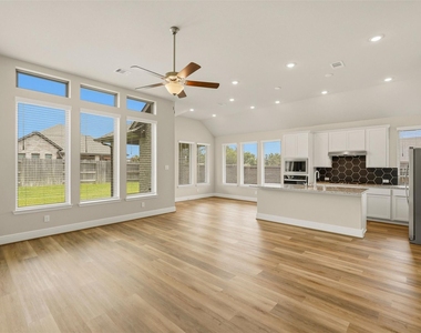 430 Rita Blanca Drive - Photo Thumbnail 10