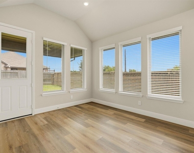 430 Rita Blanca Drive - Photo Thumbnail 16