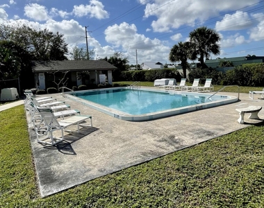 113 Kristi Drive - Photo Thumbnail 5