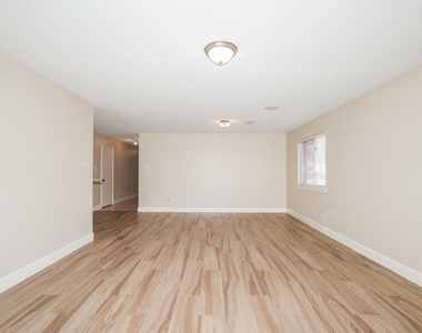 18034 Lago Forest Drive - Photo Thumbnail 6
