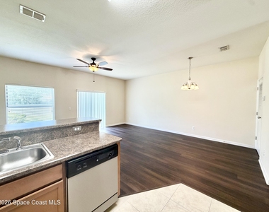 2655 Revolution Street - Photo Thumbnail 10