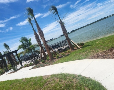 1379 Bluewater Lane - Photo Thumbnail 5