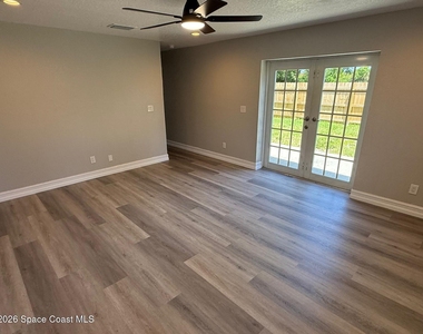 2839 Colbert Circle - Photo Thumbnail 10