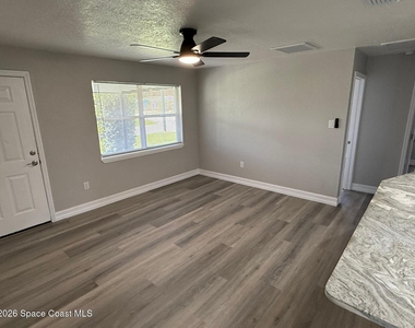 2839 Colbert Circle - Photo Thumbnail 4