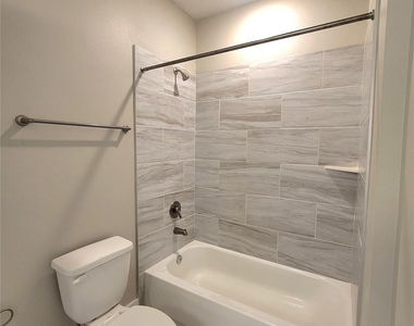 1620 Crestdale Drive - Photo Thumbnail 11