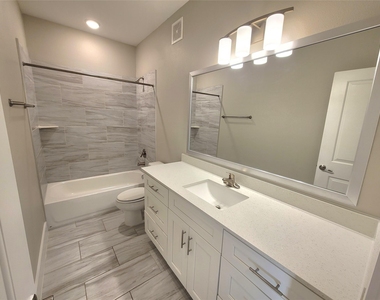 1620 Crestdale Drive - Photo Thumbnail 5