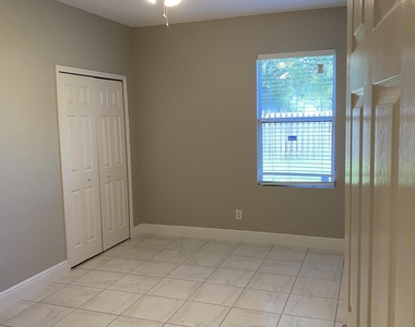 5144 Ivory Way - Photo Thumbnail 7