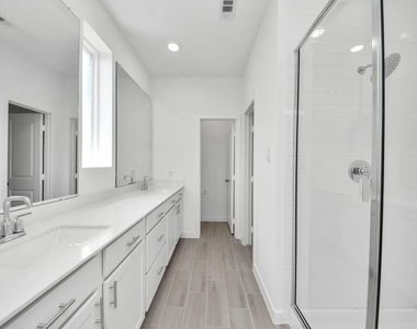 29515 Pondview Drive - Photo Thumbnail 34