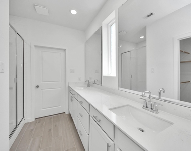29515 Pondview Drive - Photo Thumbnail 35