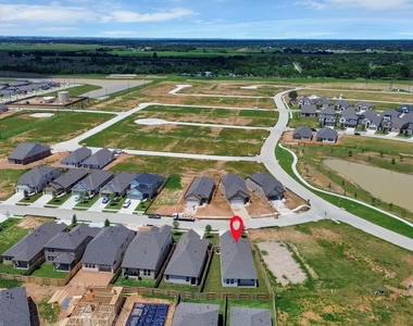 29515 Pondview Drive - Photo Thumbnail 1