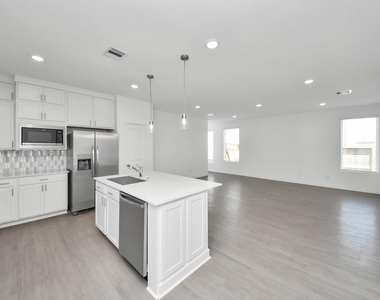 29515 Pondview Drive - Photo Thumbnail 19
