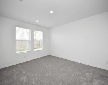 29515 Pondview Drive - Photo Thumbnail 30
