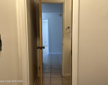 814 Poinciana Street - Photo Thumbnail 4