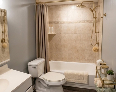 800 N Fiske Boulevard - Photo Thumbnail 21