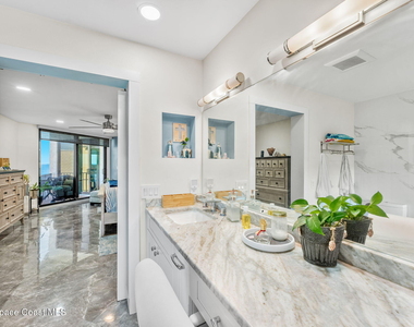 700 Wave Crest Avenue - Photo Thumbnail 24
