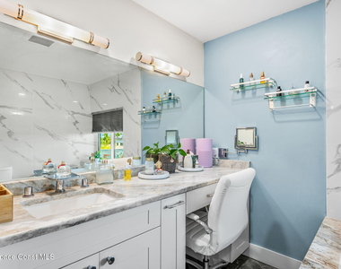 700 Wave Crest Avenue - Photo Thumbnail 23