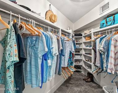 700 Wave Crest Avenue - Photo Thumbnail 25