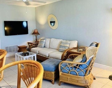 1273 Jimmy Buffett Memorial Highway - Photo Thumbnail 10