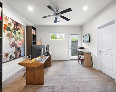 4508 Trevor Park Lane - Photo Thumbnail 32