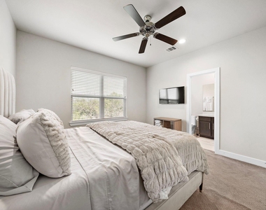 4508 Trevor Park Lane - Photo Thumbnail 29
