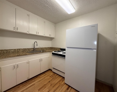 1801 Cortlandt Street - Photo Thumbnail 14