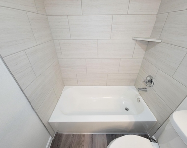 413 S Market Street - Photo Thumbnail 20
