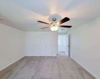 413 S Market Street - Photo Thumbnail 24