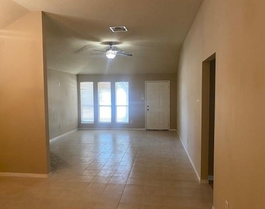 1227 Mossy Branch Street - Photo Thumbnail 15
