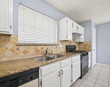 11563 Withers Way Circle - Photo Thumbnail 12