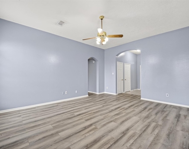 11563 Withers Way Circle - Photo Thumbnail 6