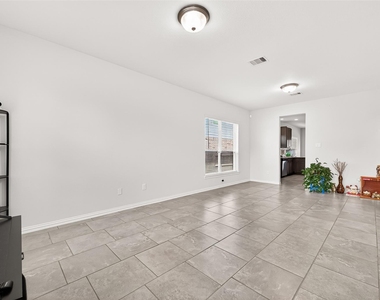 270 Little Dog Drive - Photo Thumbnail 7