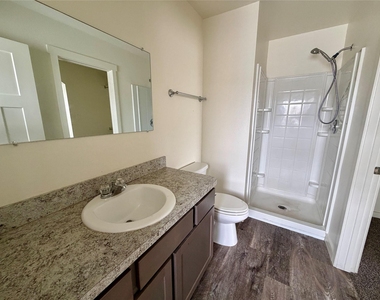 21155 Gosling Road - Photo Thumbnail 13