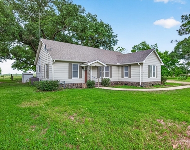 8111 Main Street - Photo Thumbnail 4