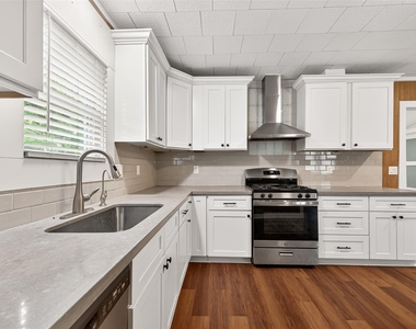 8111 Main Street - Photo Thumbnail 15