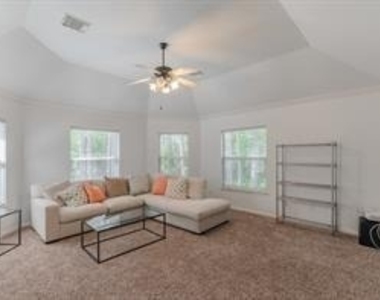 6 Greycrest Place - Photo Thumbnail 30