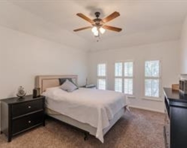 6 Greycrest Place - Photo Thumbnail 28