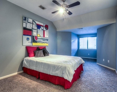 6 Greycrest Place - Photo Thumbnail 3