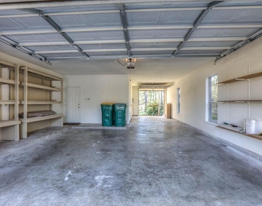 6 Greycrest Place - Photo Thumbnail 6