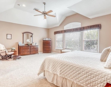 1735 Michigan Street - Photo Thumbnail 18